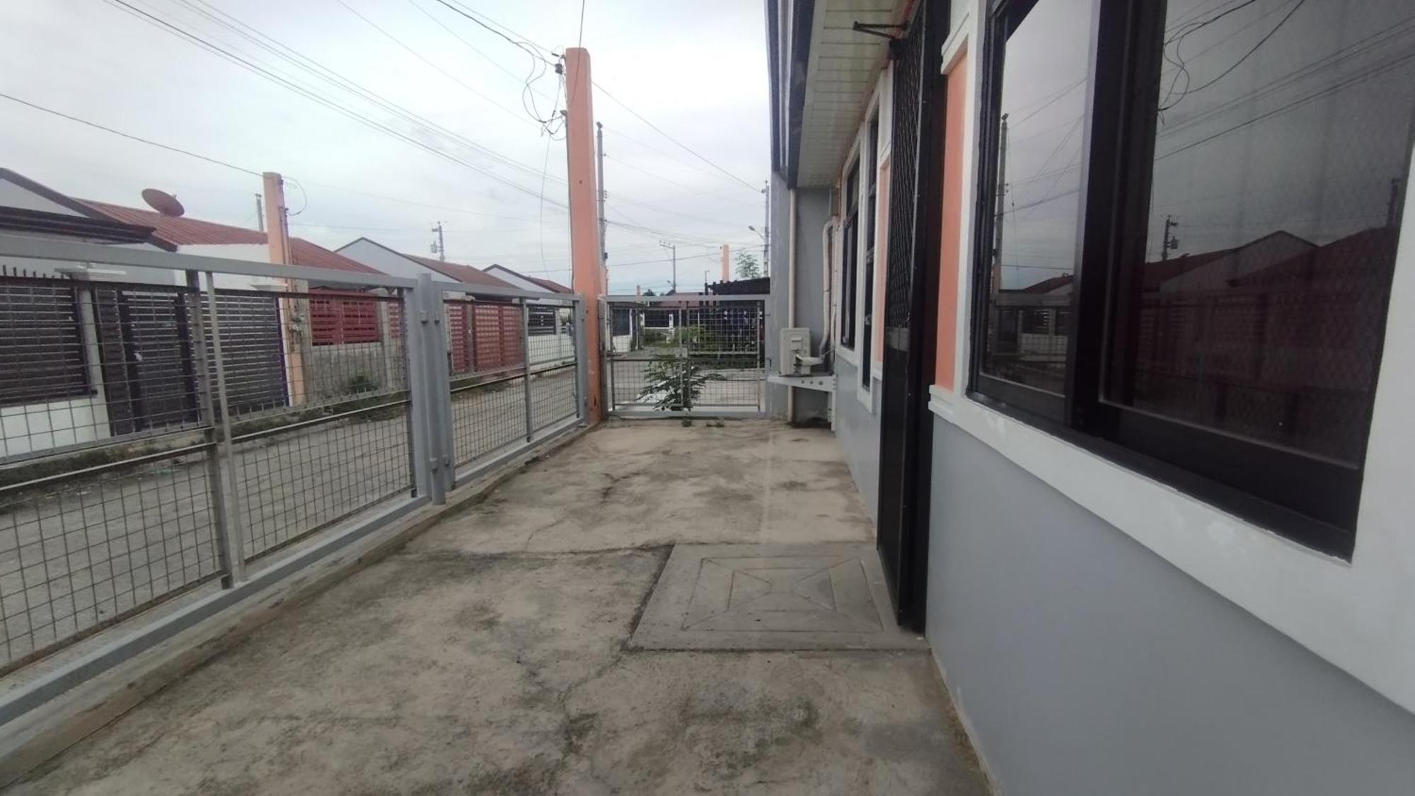 2 Bedroom House At Deca Homes Talomo Davao Exterior photo